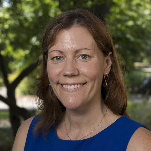 Climate-smart gardening to reduce invasions and support resilient ecosystems